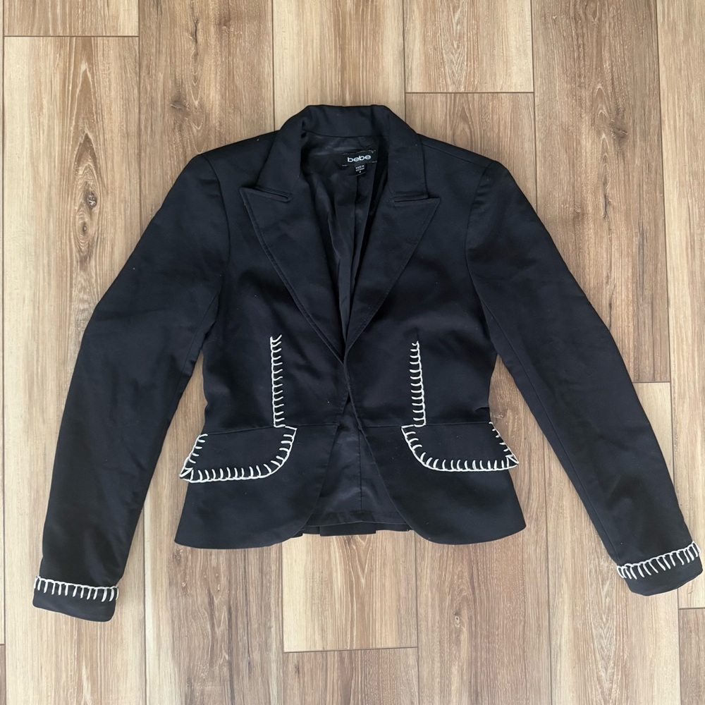 Vintage Bebe Black Blazer w/ White Stitching - Size 8